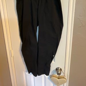 LuLuLemon light weight joggers